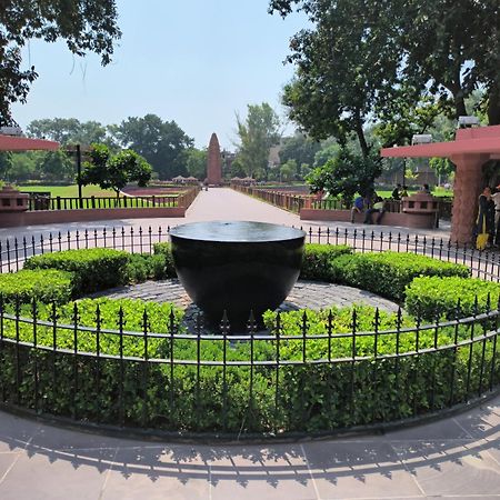 Courtyard By Marriott Amritsar Hotel Ngoại thất bức ảnh The Eternal Flame at the National War Memorial