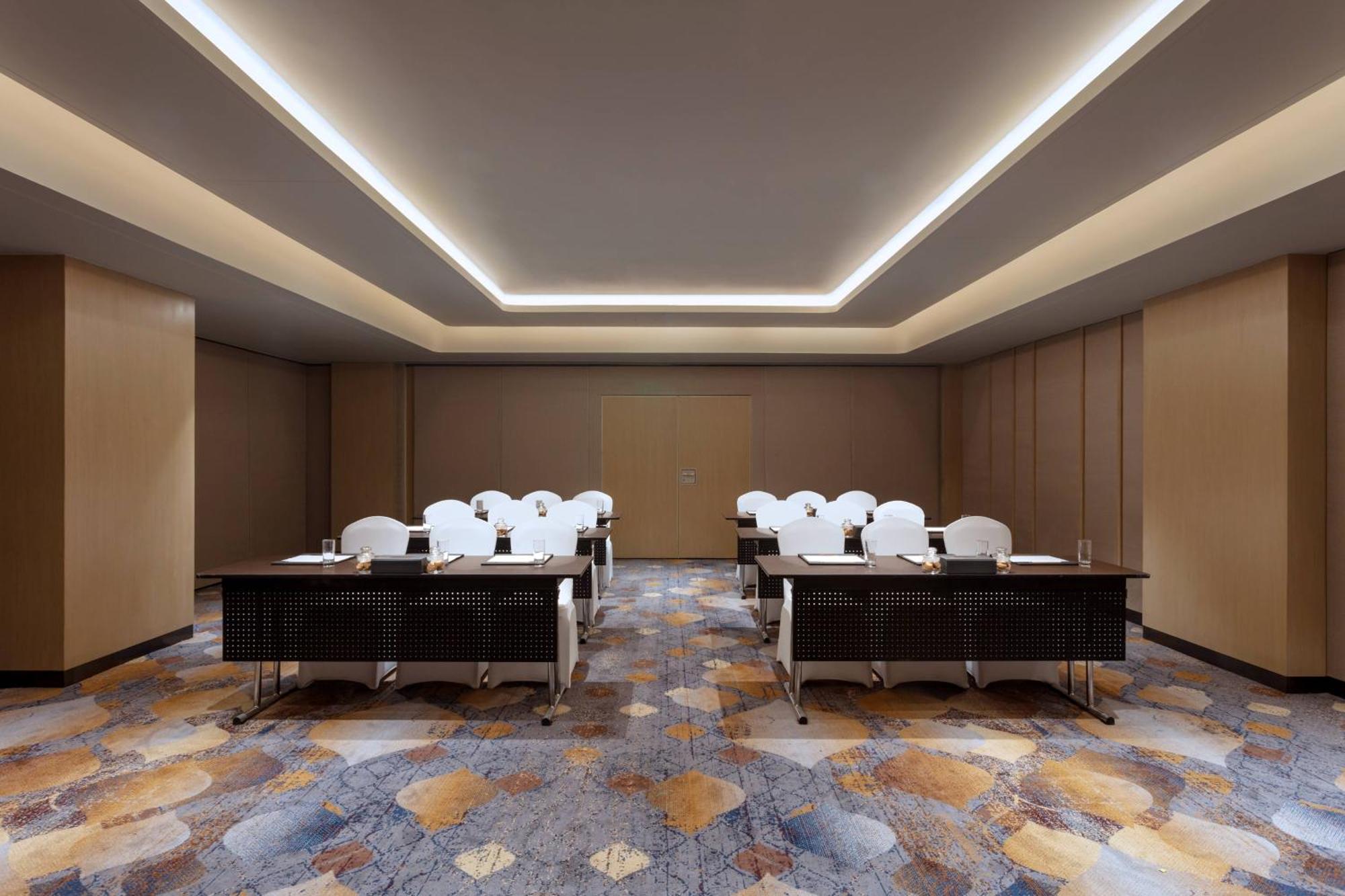 Courtyard By Marriott Amritsar Hotel Ngoại thất bức ảnh Meeting room